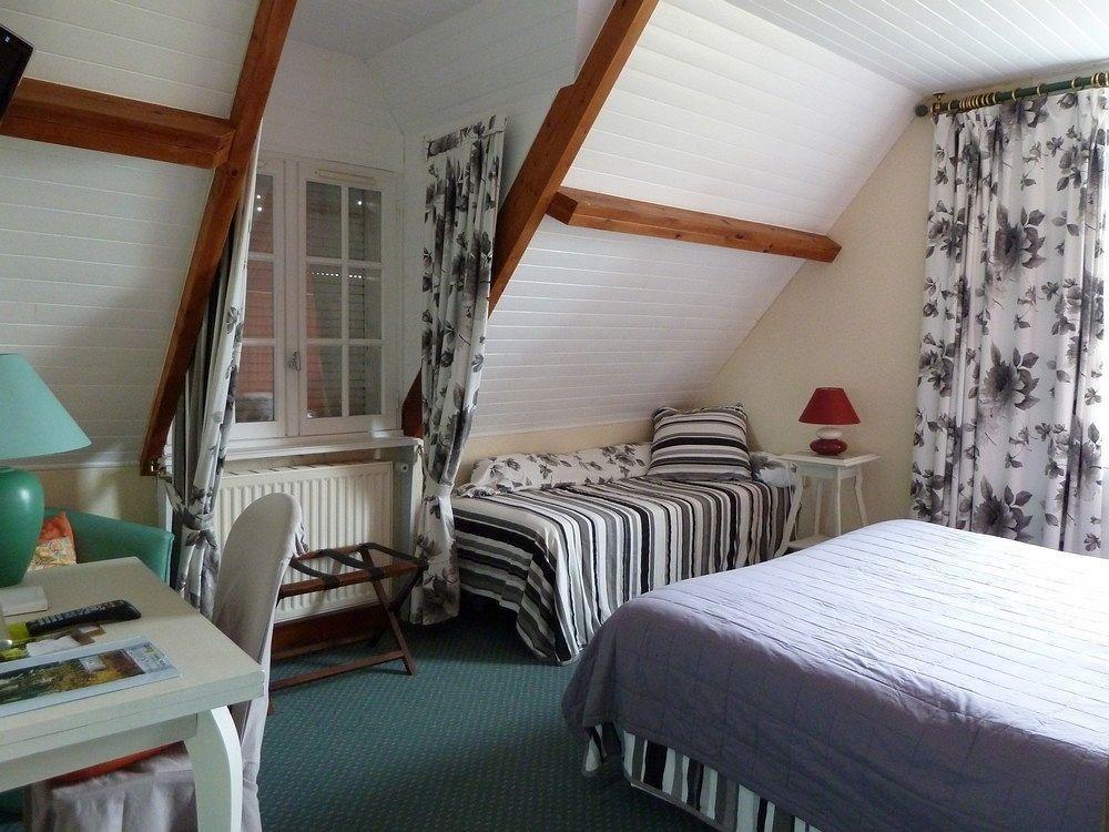 Manoir De La Roche Torin, The Originals Relais Hotel Courtils Exterior photo