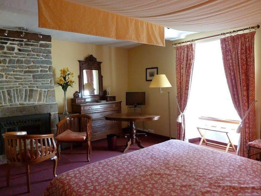 Manoir De La Roche Torin, The Originals Relais Hotel Courtils Exterior photo